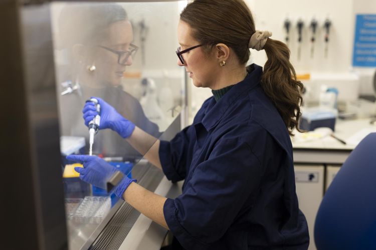 UK economy losing billions to cancer