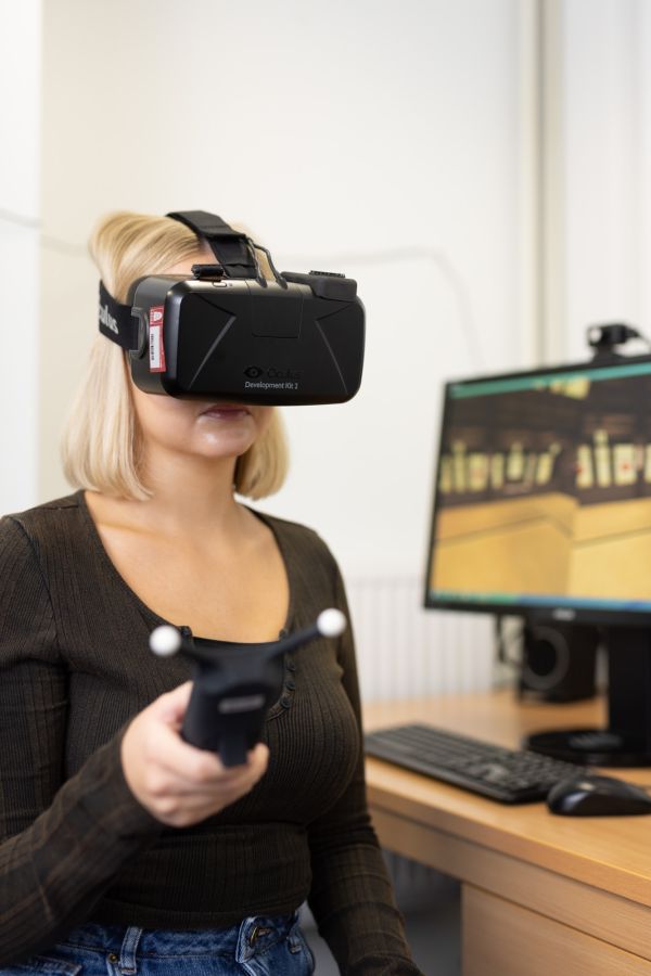 Student research headset