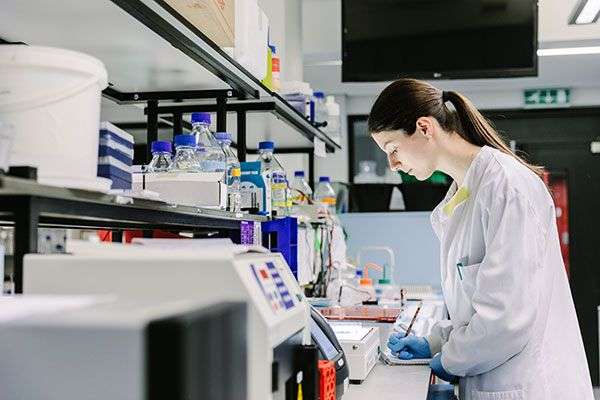 A woman undertaking research in a labratory